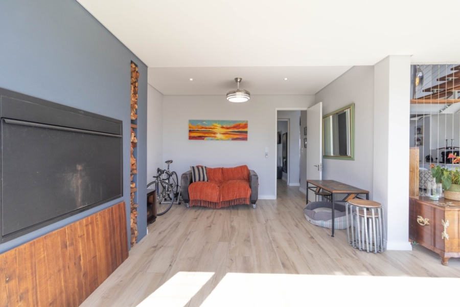 3 Bedroom Property for Sale in Somerset Lakes Western Cape